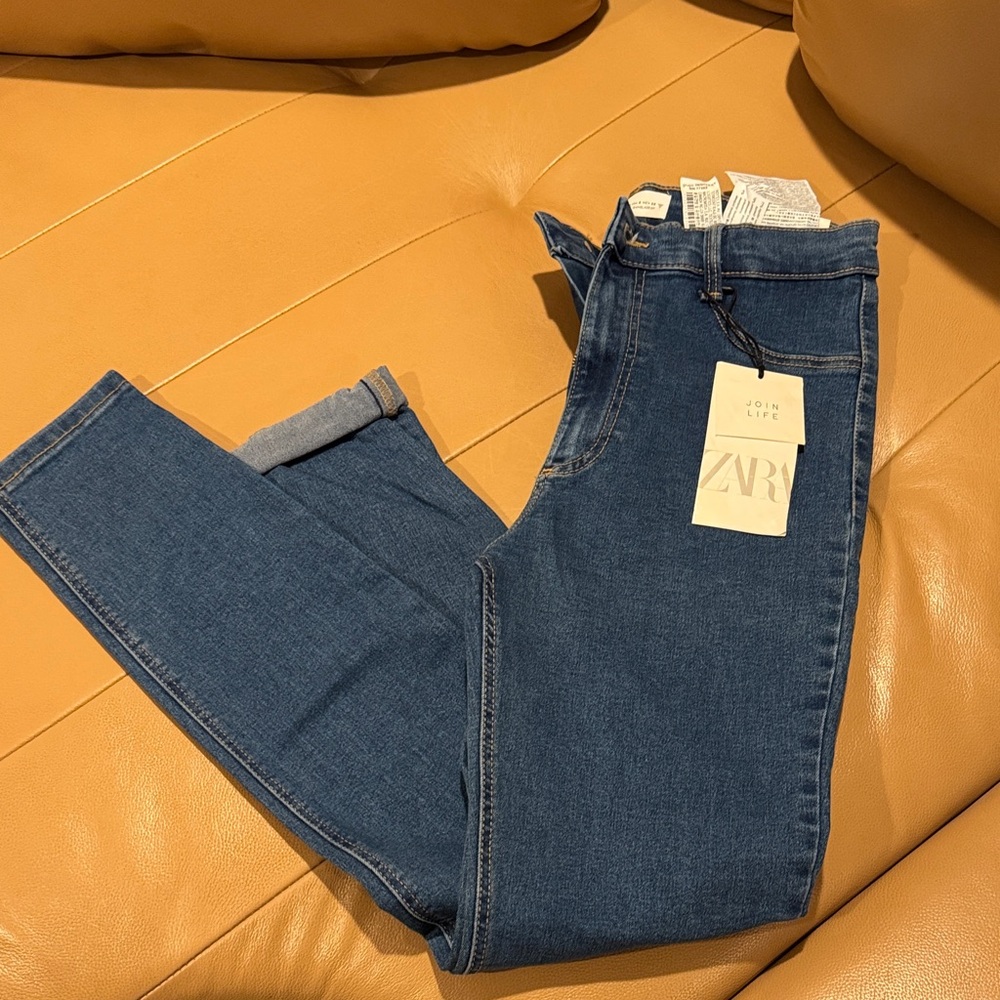 BNWT Zara Classic Indigo Jeans